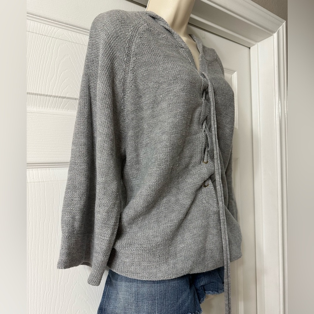Elan Womens Lace Up Hoodie Sweater Size Medium Gray 3/4 Sleeves Oversized BOHO - Picture 3 of 11